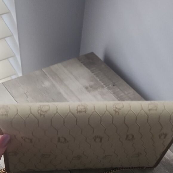 Dior Honeyomb Vintage Shoulder Bag - Picture 11 of 13